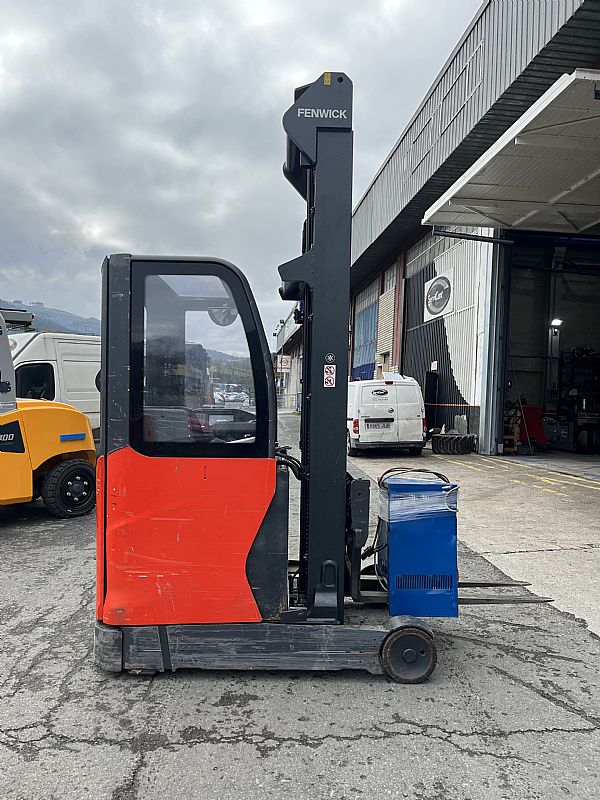 LINDE R14-01 CABINADA + CALEFACCIÓN
